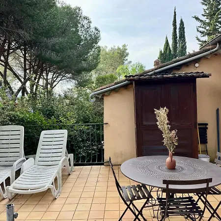 Apartment L'orange, Agreable En Pleine Nature